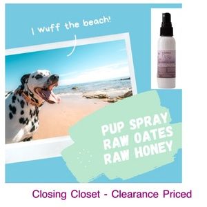 CLEARANCE- Country Bathhouse Pup Spray - Raw Oats,Raw Honey